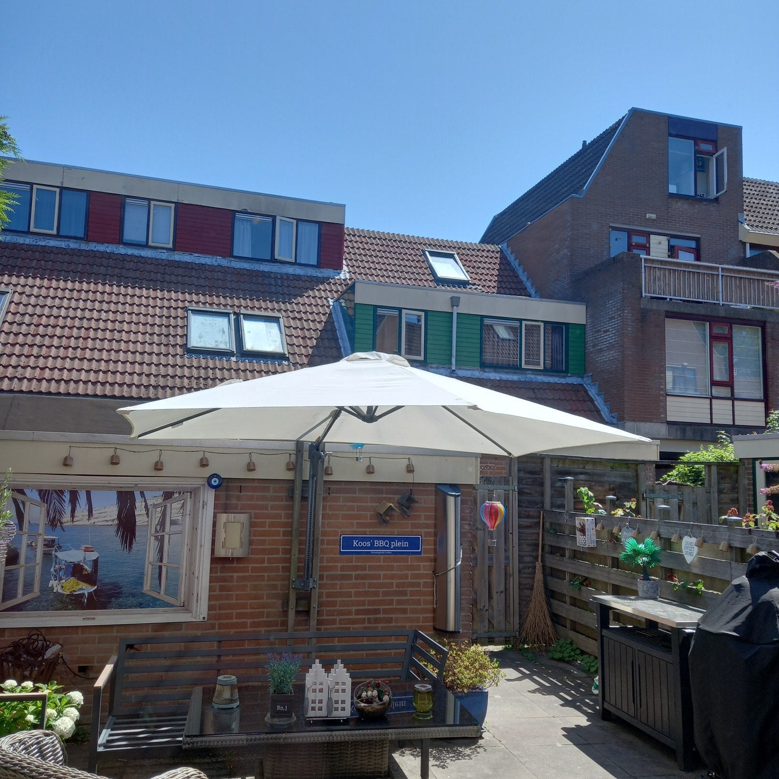 Wand montage parasol 2.80 cm, 6 kantig . Met hoes.  t.e.a.b., Ophalen, Gebruikt, Minder dan 1 meter