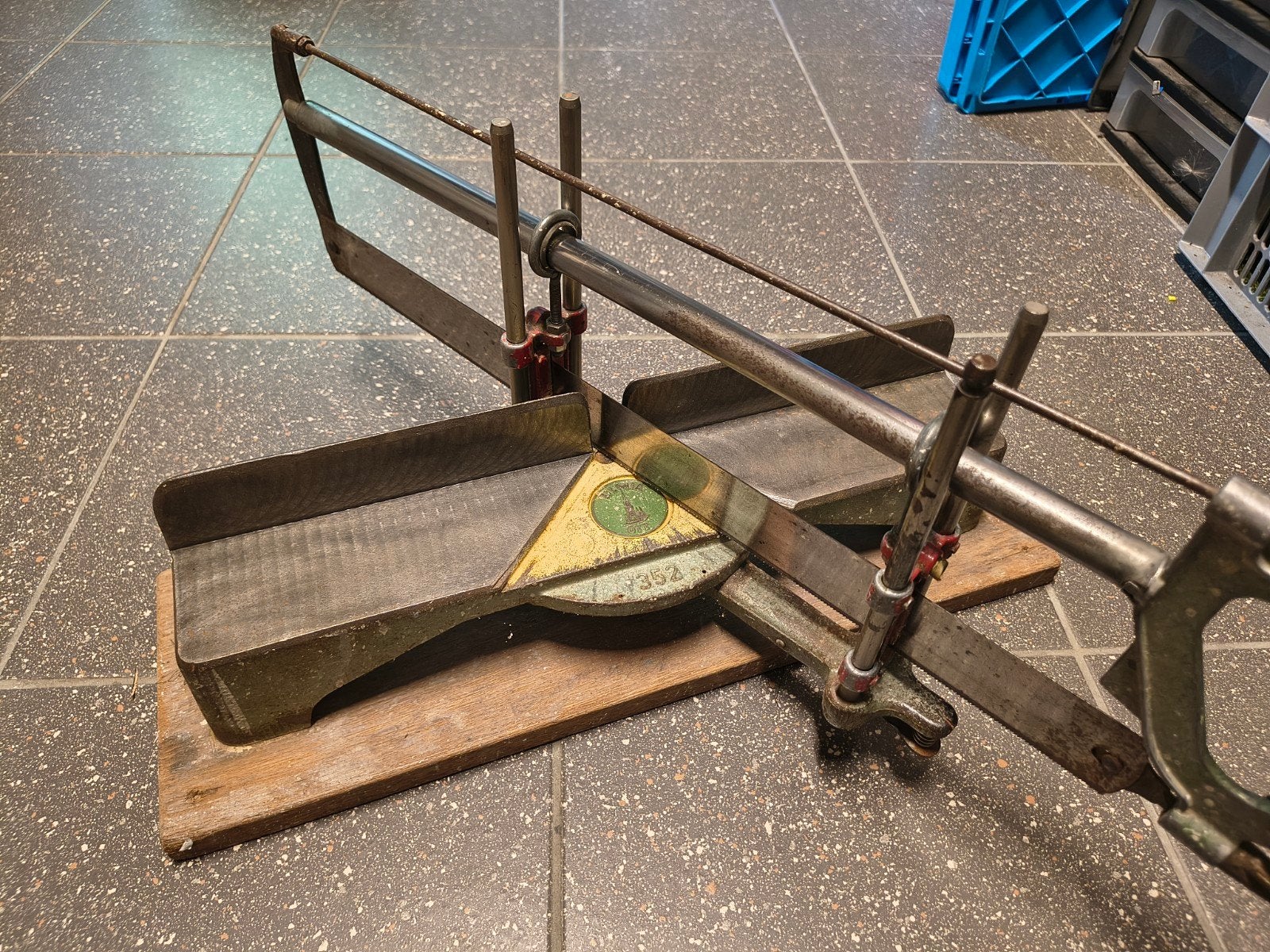Ulmia 352 verstekzaag, Doe-het-zelf en Verbouw, Ophalen, Gebruikt, Ulmia, 70 mm of meer