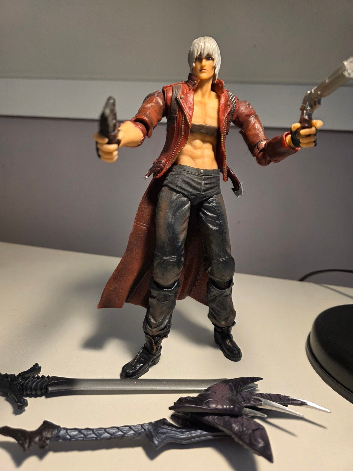 Devil May Cry Dante actiefiguur met accessoires, Ophalen of Verzenden, Gebruikt