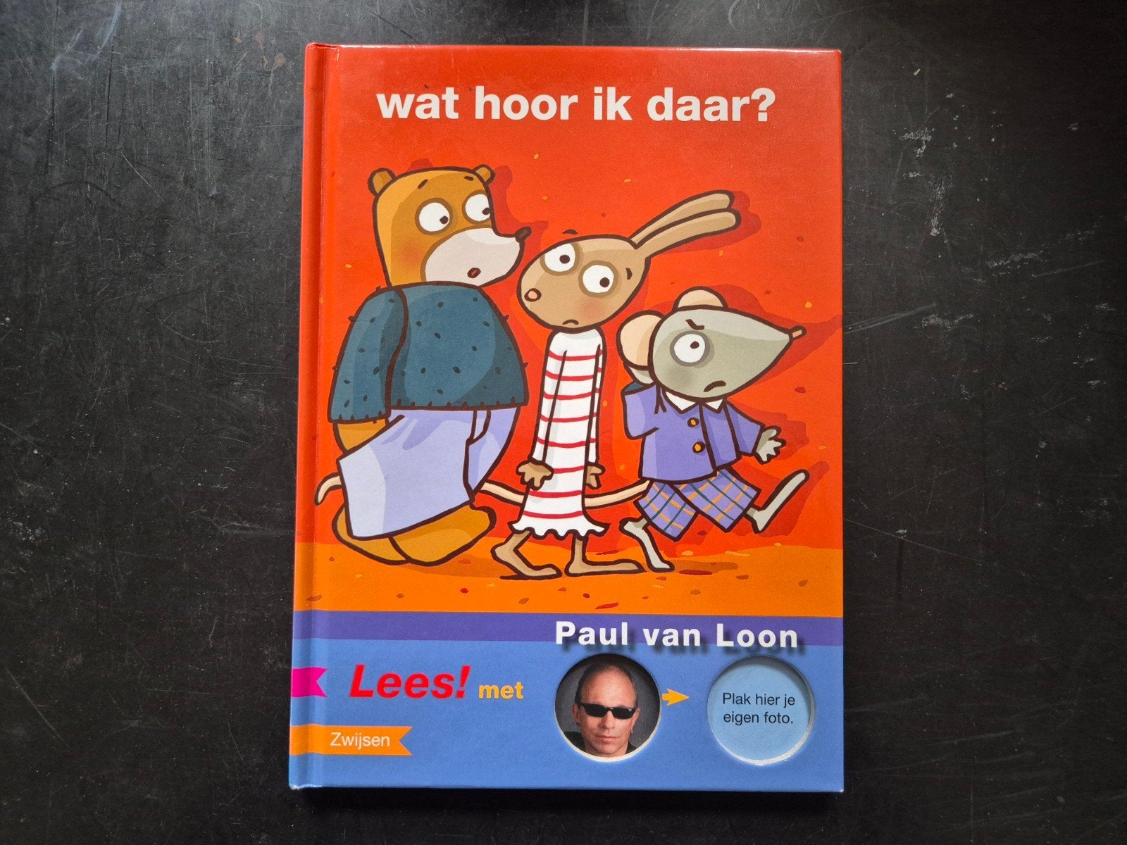 Wat hoor ik daar? - Paul van Loon (Lees! met Zwijsen), Boeken, Kinderboeken | Baby's en Peuters, Ophalen of Verzenden, Gelezen
