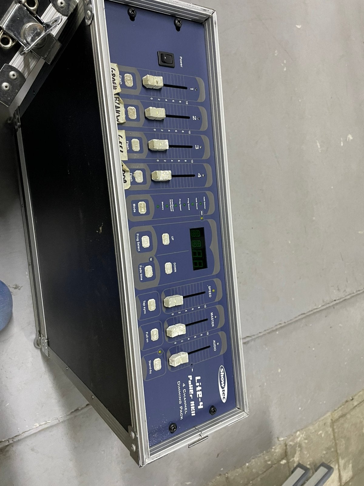 Showtec lite 4 in flightcase / 8x PAR 56 can / 2x SP-405, Muziek en Instrumenten, Licht en Laser, Ophalen, Gebruikt, Showtec, Licht