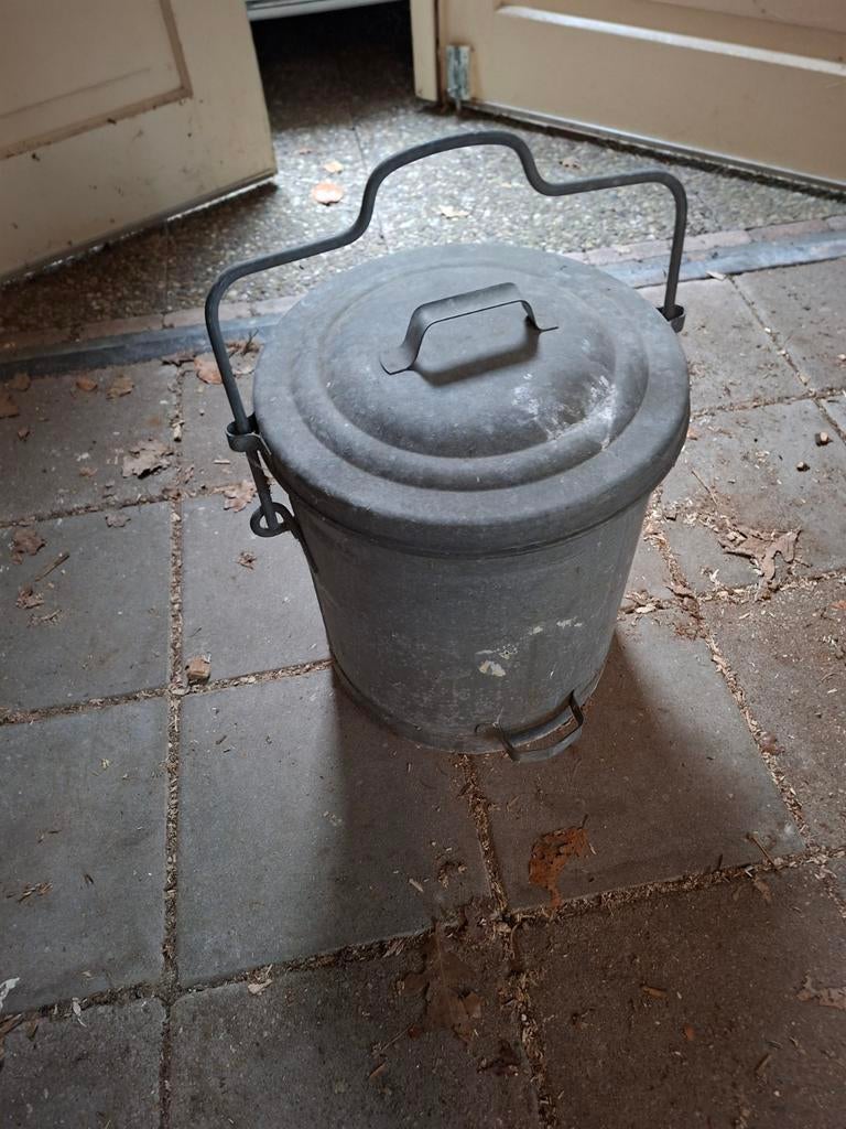 Vintage zinken afvalemmer met deksel, Ophalen