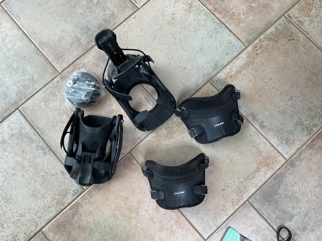 snowboard bindingen Flow mt M, Ophalen of Verzenden, Gebruikt, Bindingen