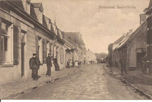 BAARLE-NASSAU= HERTOG MOLENSTRAAT UITG DE jONG nr 241, Verzenden, Voor 1920, Ongelopen, Noord-Brabant