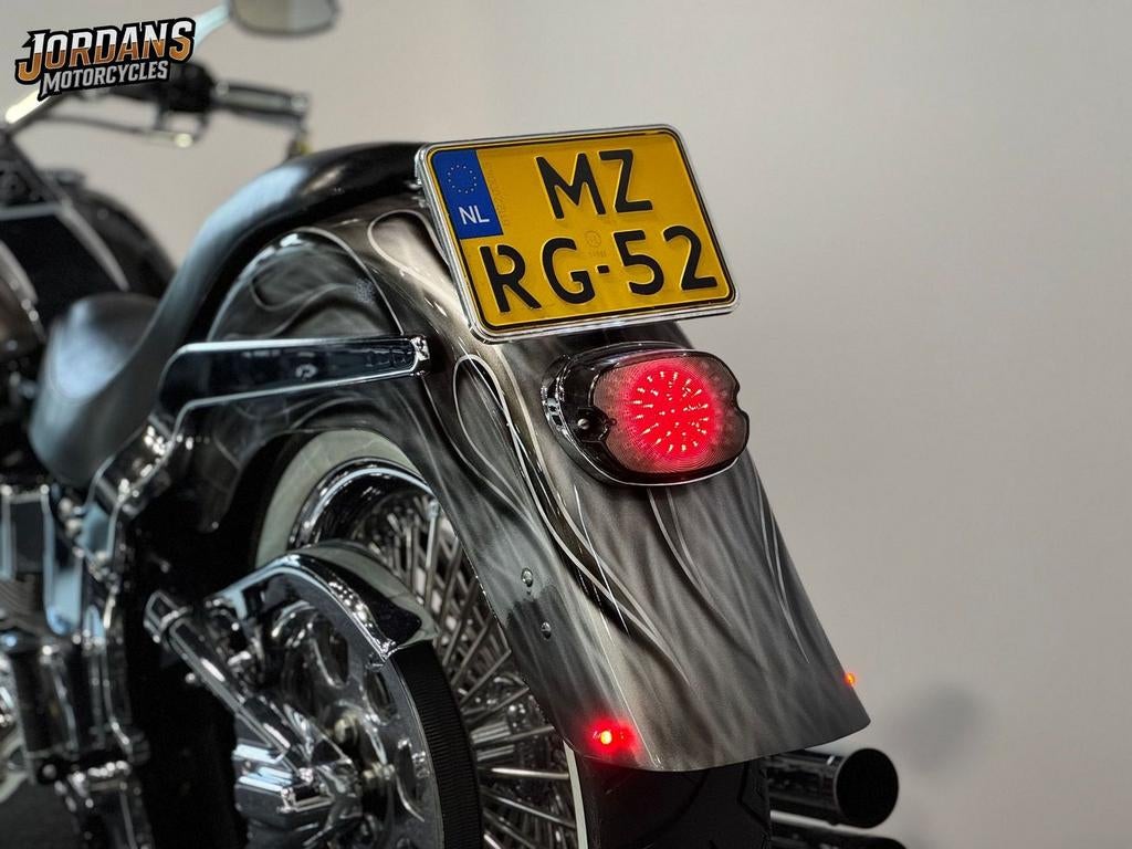HARLEY-DAVIDSON FAT BOY CUSTOM | V&H | Alarm (bj 2005), 2 cilinders, HARLEY-DAVIDSON, Chopper, Bedrijf