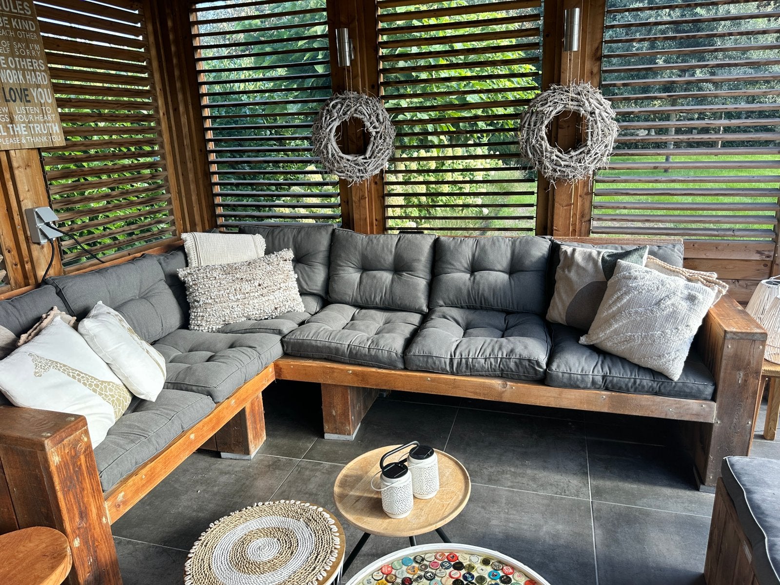 Steigerhouten loungebank, Ophalen, Zo goed als nieuw