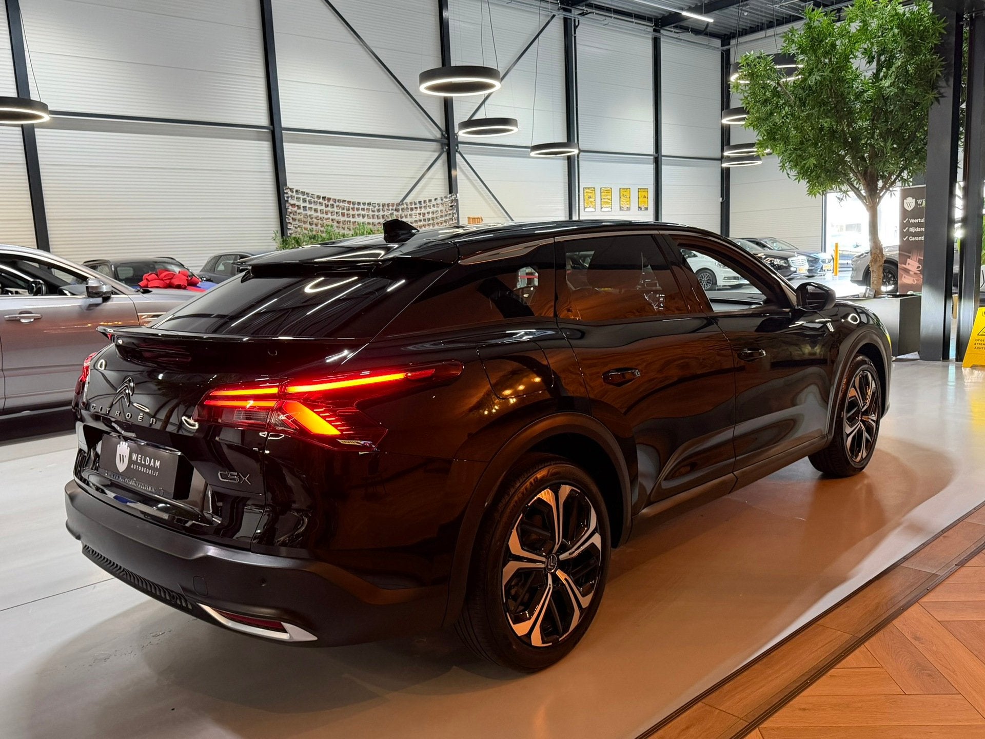Citroen C5 X 1.2 130 EAT8 Shine Garantie|Premium|Carplay|Lan, Dealer onderhouden, Adaptive Cruise Control, Gebruikt, 1199 cc