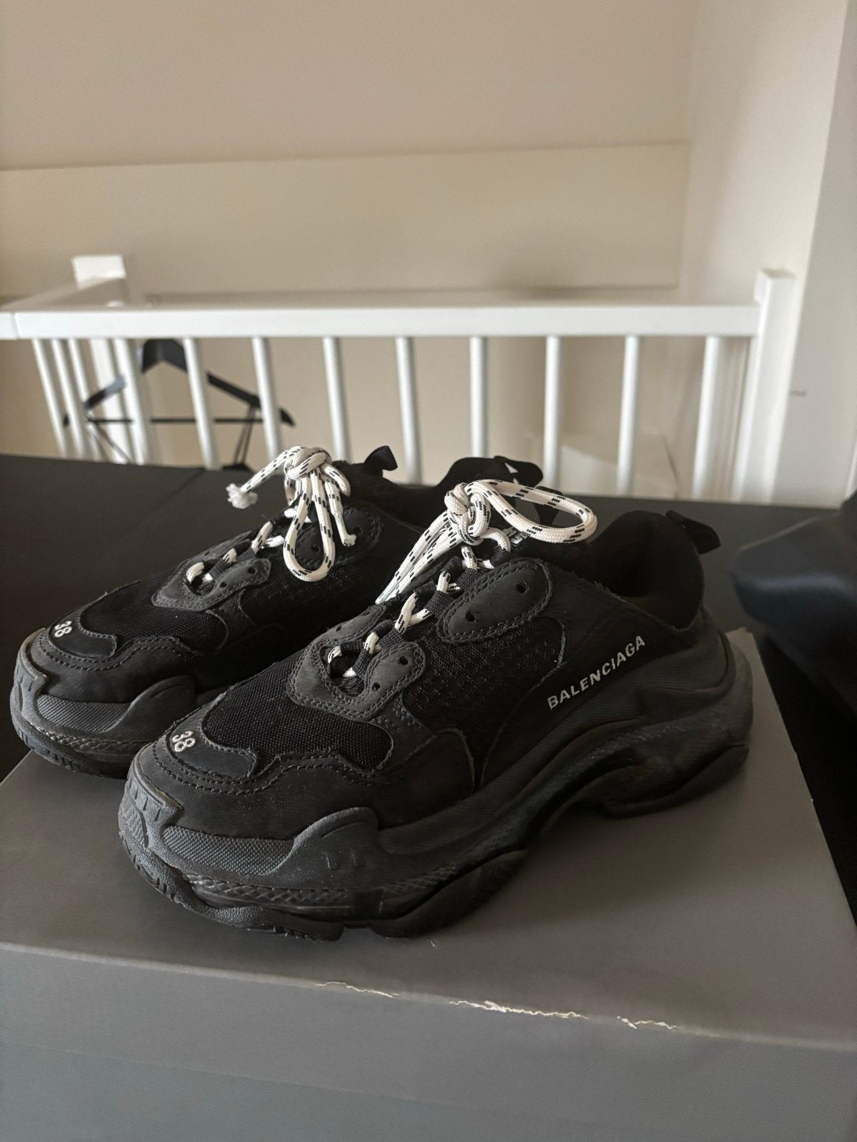 Balenciaga Triple S Sneakers Zwart Maat 38, Ophalen, Gedragen, Zwart, Sneakers of Gympen