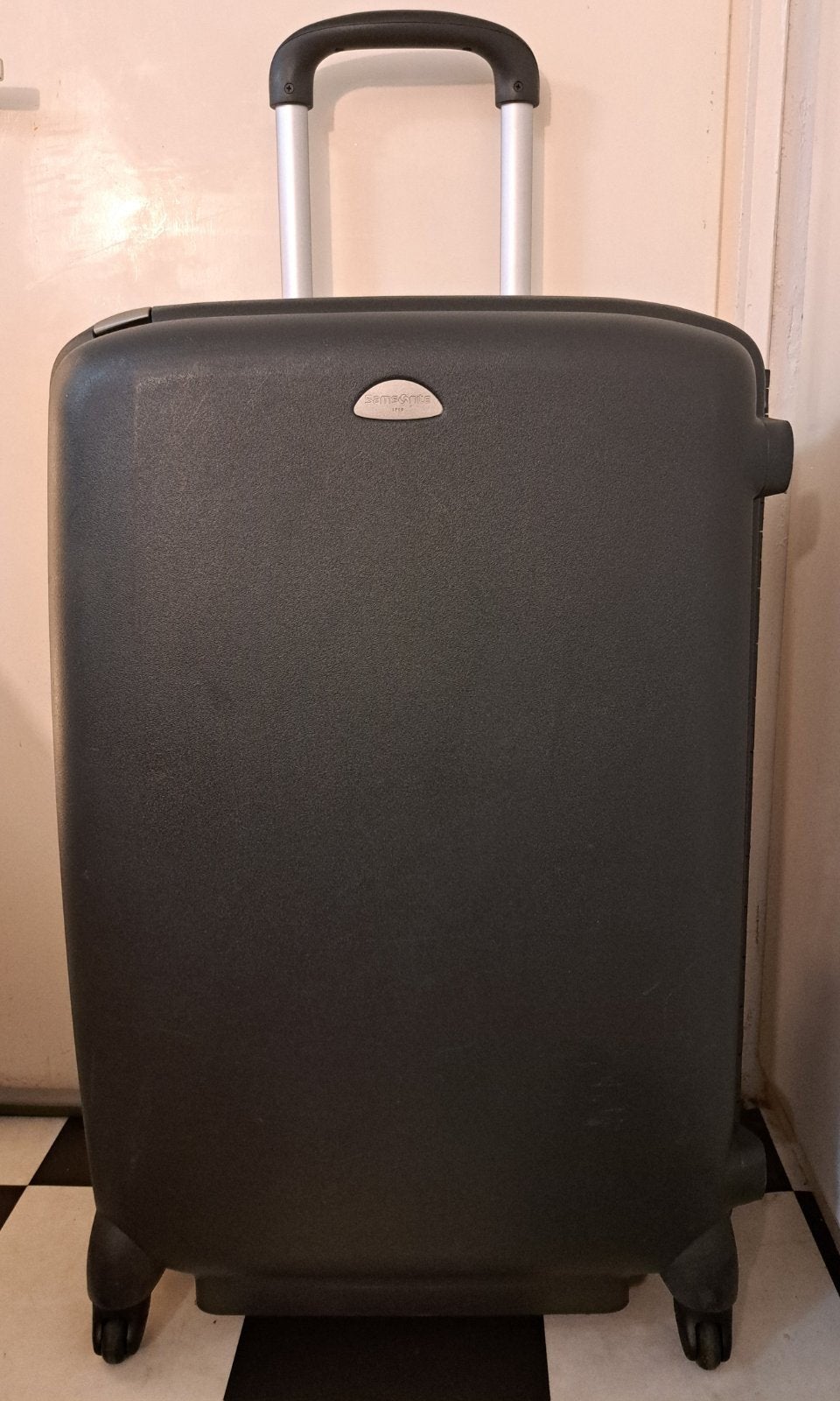 Samsonite grote koffer 4 wielen 75 cm cijferslot adres label, Sieraden, Tassen en Uiterlijk, Koffers, Hard kunststof, 45 tot 55 cm