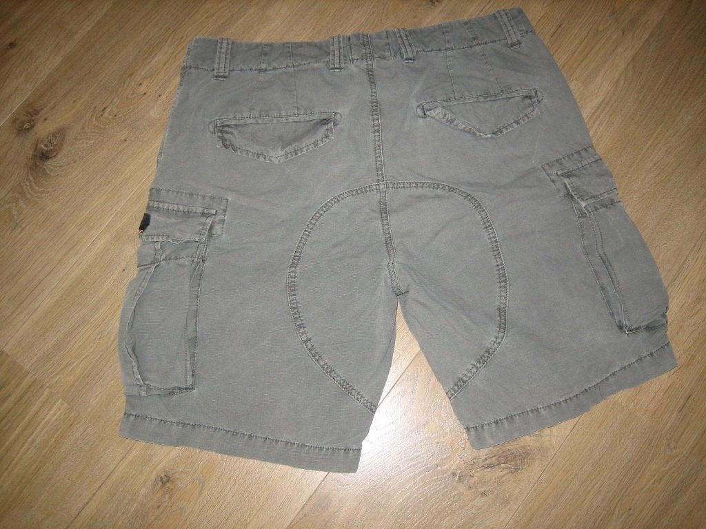 Heren korte broek, Kleding | Heren, Broeken en Pantalons, Maat 48/50 (M), Ophalen of Verzenden, Zo goed als nieuw, Groen