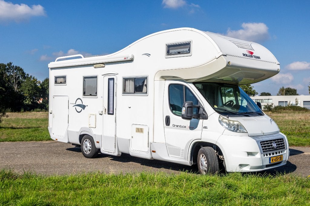 Roller Team Granduca Garage | 6 pers. | 85.566 km | 2008, Standaard zit, Alkoof, Fiat, 7 tot 8 meter