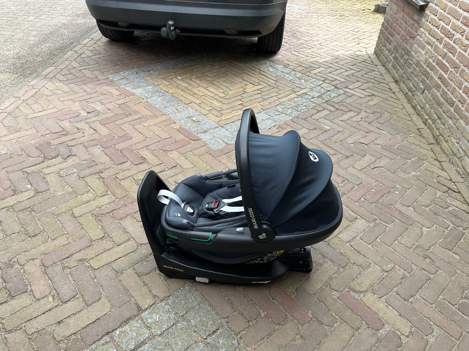 Maxi-Cosi Coral 360 met FamilyFix 360 base, Ophalen, Zijbescherming, Zo goed als nieuw, Isofix