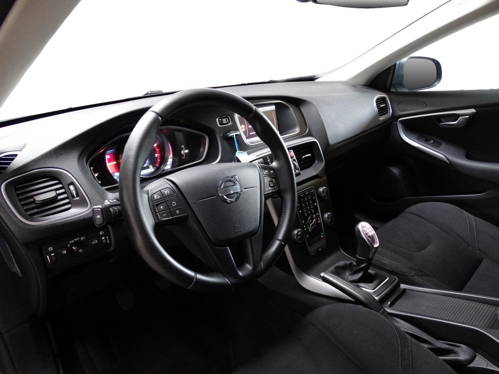 Volvo V40 T3 150pk | Camera | Virtual cockpit | 106.286 km, Auto's, Voorwielaandrijving, Gebruikt, 4 cilinders, 150 pk
