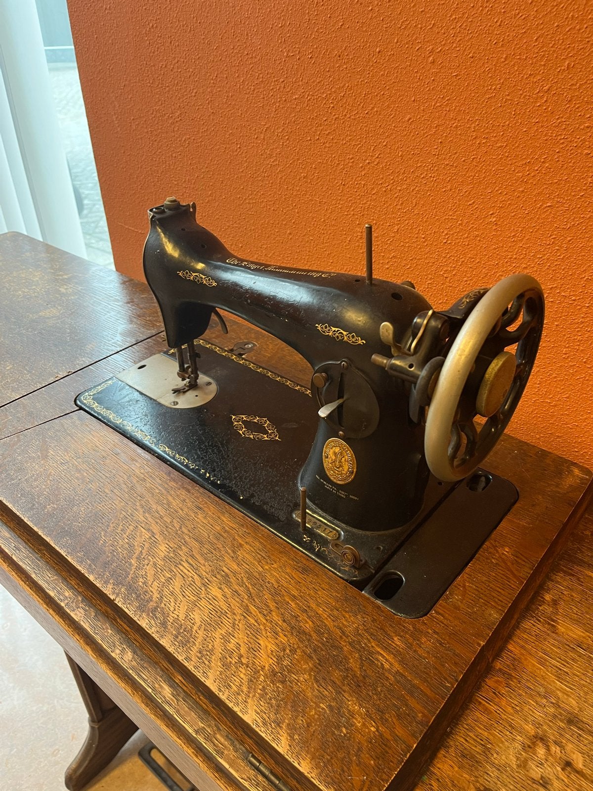 Vintage Singer Naaimachine met Houten Tafel, Ophalen