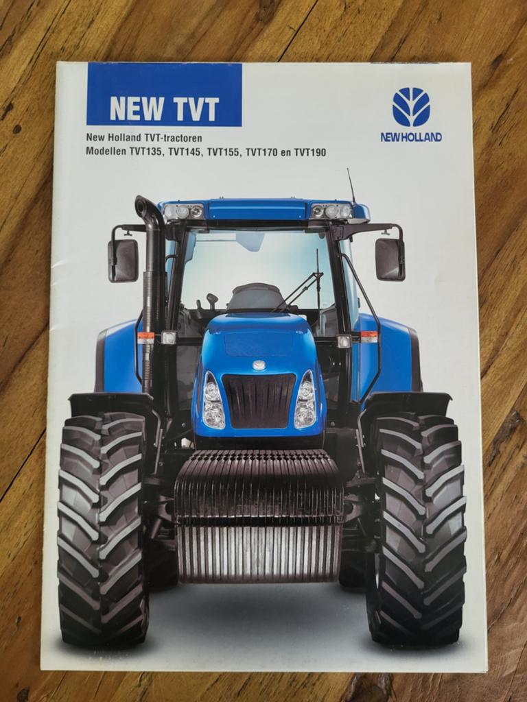 tractor folder New Holland TVT tractoren, Boeken, Catalogussen en Folders, Ophalen of Verzenden, Zo goed als nieuw