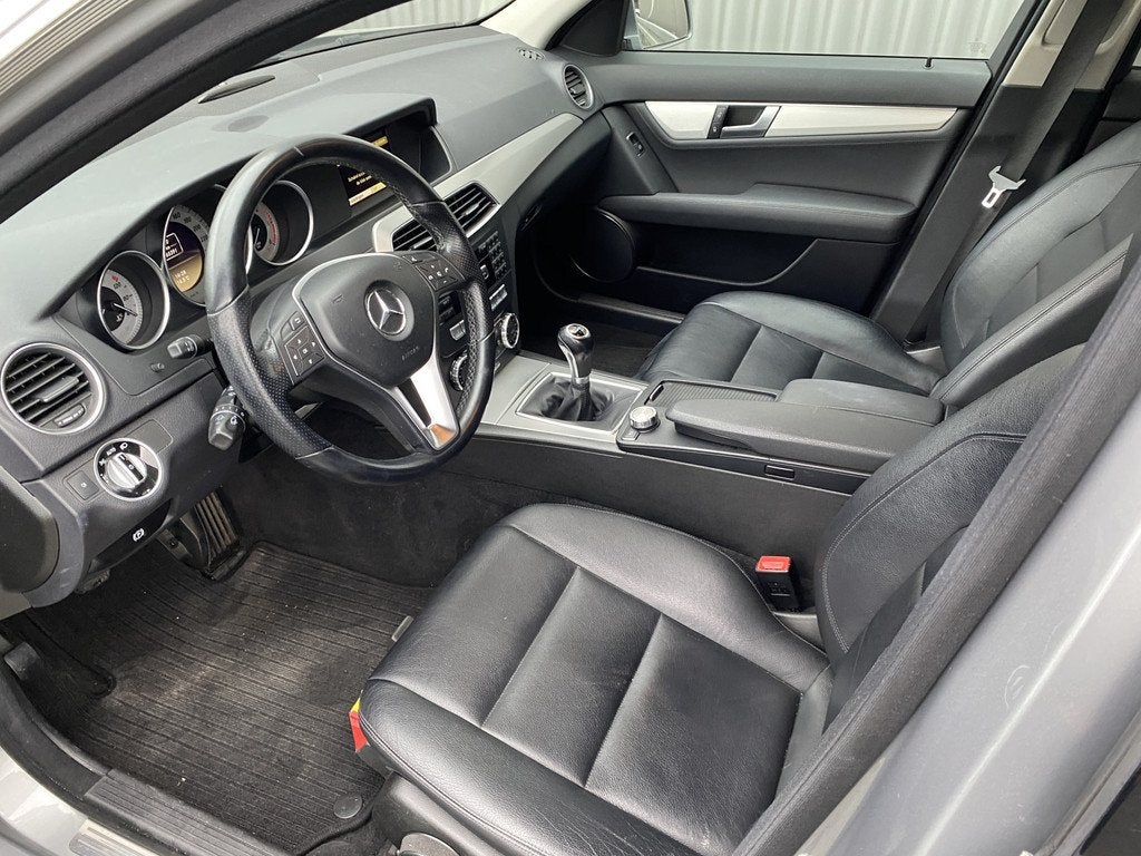 Mercedes-Benz C-Klasse Estate 200 CDI Business Class Avantga, Auto's, Mercedes-Benz, Euro 5, Zwart, 4 cilinders, Leder