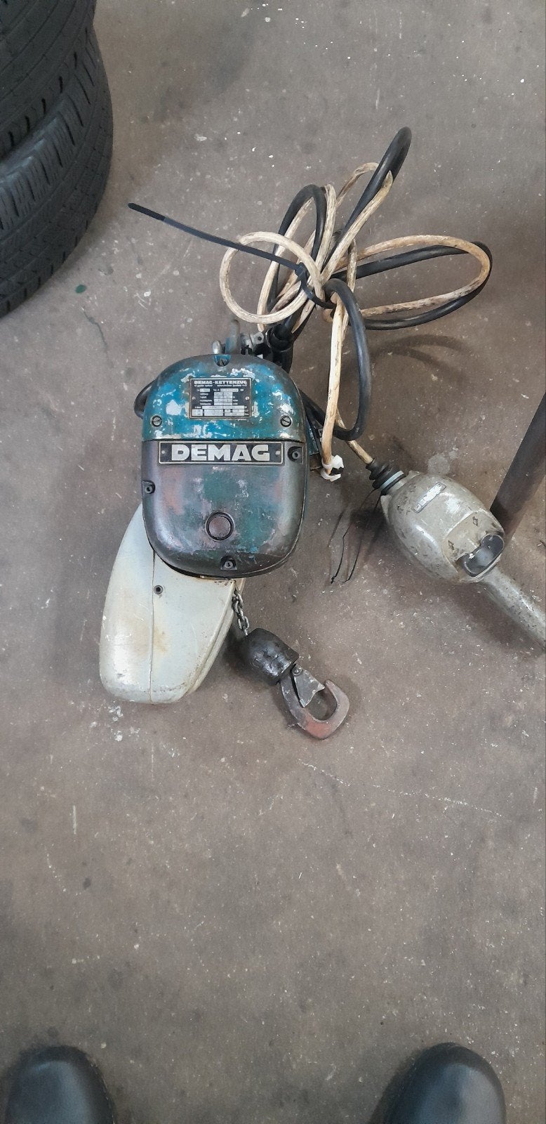 Demag takel, Ophalen, Gebruikt
