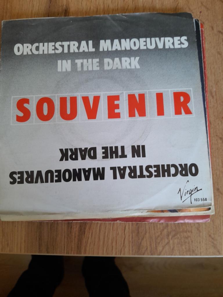 O.M.I.T.DARK 7 inch souvenir, Ophalen of Verzenden, Zo goed als nieuw, Pop
