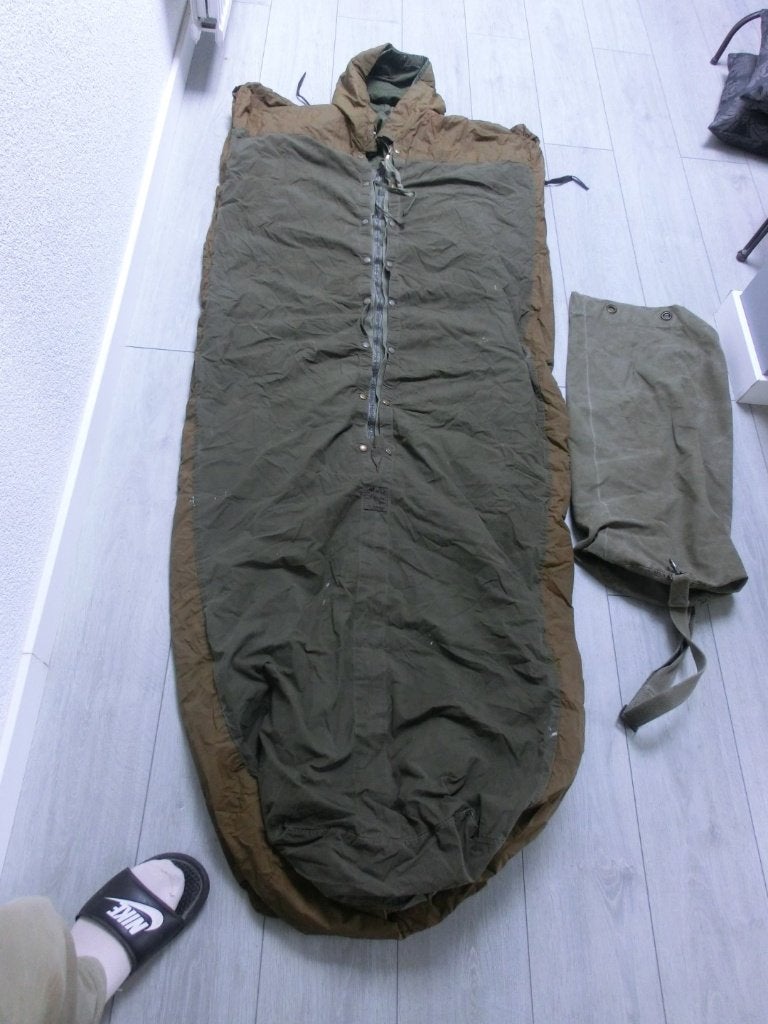 Militaire slaapzak  M 90, Ophalen of Verzenden, Zo goed als nieuw