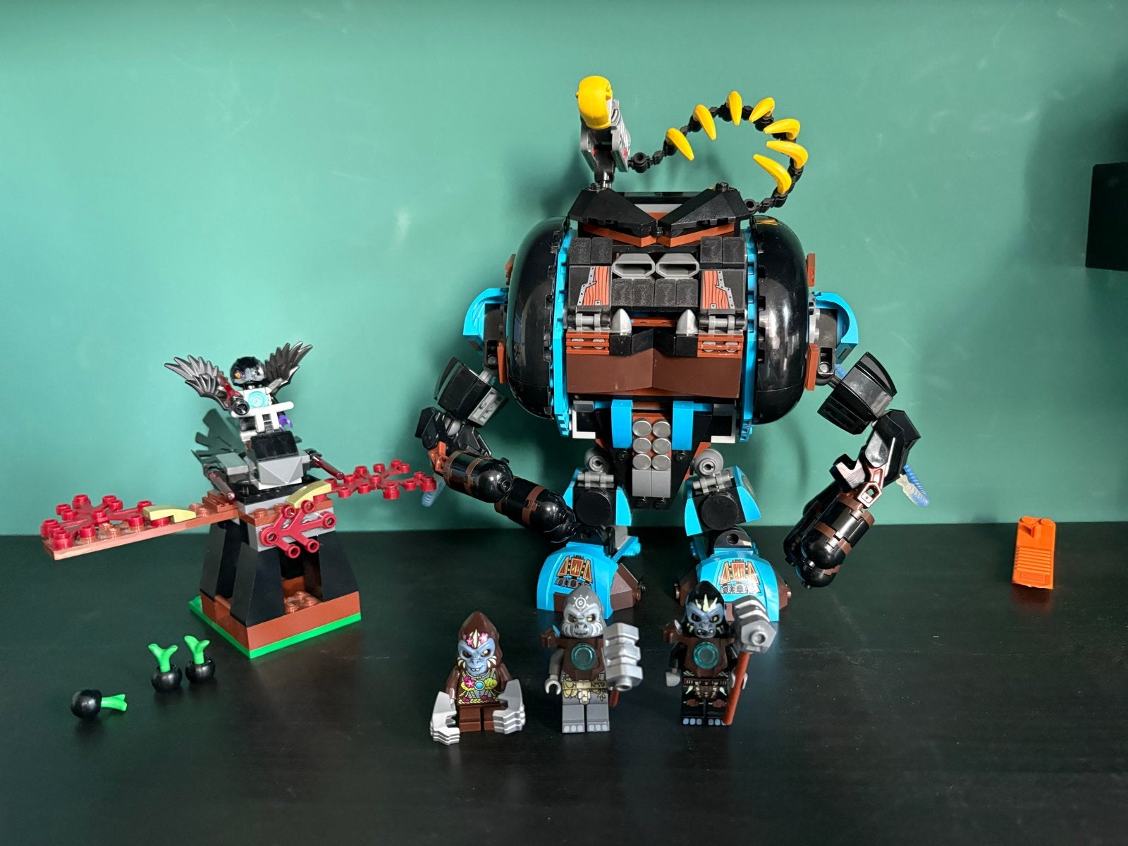 Lego Chima 70008 Gorzan's Gorilla Striker, Ophalen of Verzenden, Gebruikt