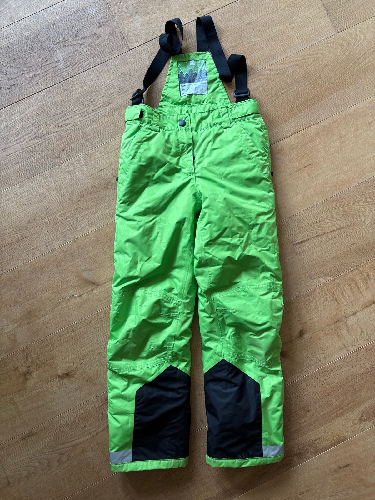 Neon groene skibroek met bretels - Maat 146/152, Ophalen, Broek