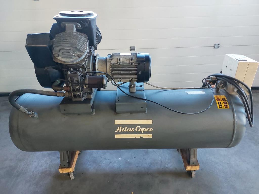 Atlas Copco LE 40-10-250 Luchtcompressor 10 bar, 100 liter of meer, Ophalen of Verzenden