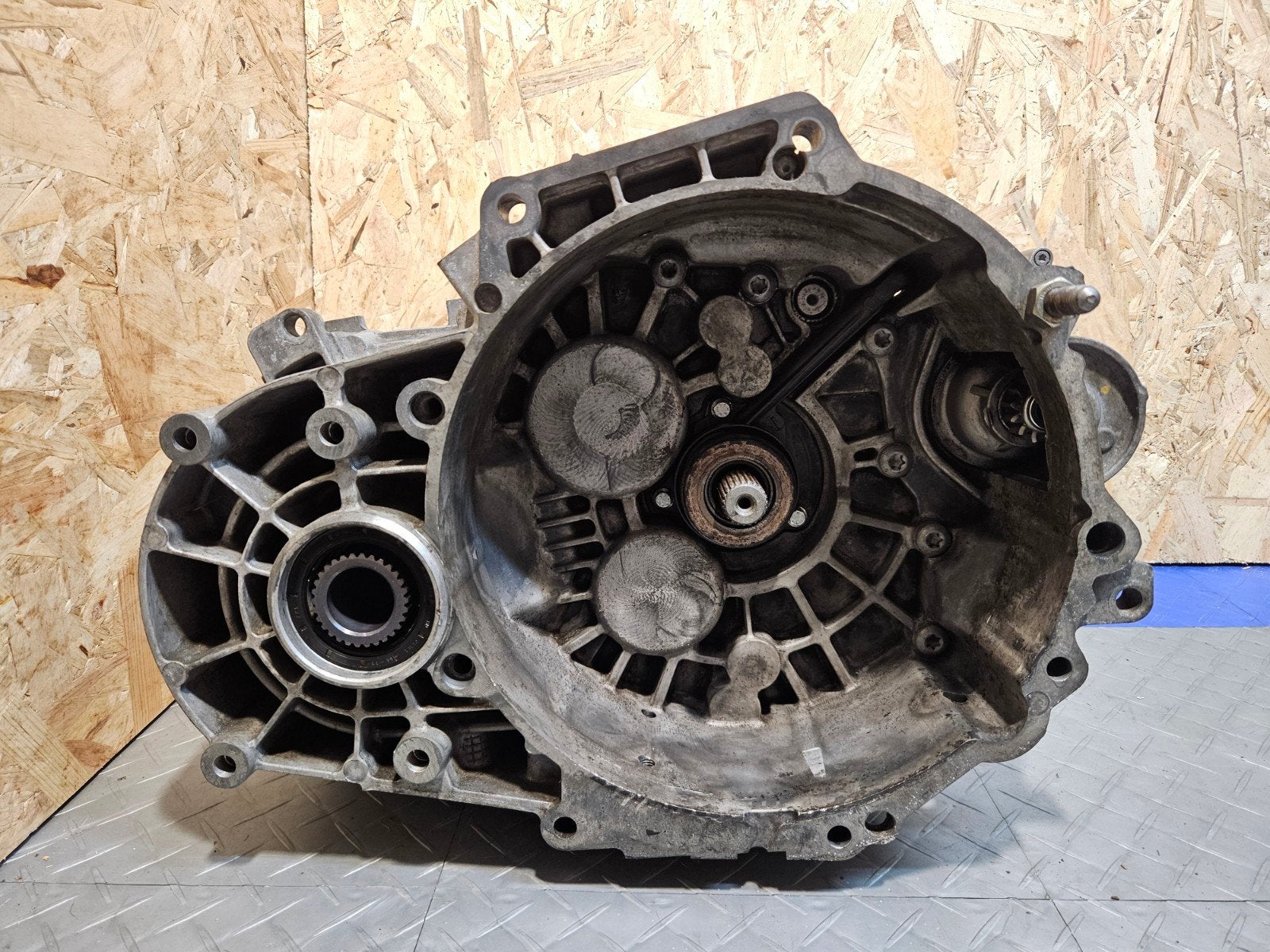 Originele Audi 6-versnellingsbak handgeschakeld - MQ350 PRY, Auto-onderdelen, Ophalen, Gebruikt, Audi
