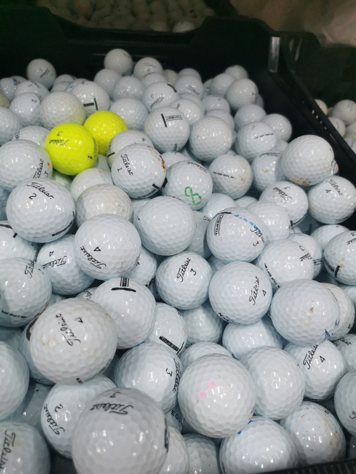 Titleist tour soft golfballen 50 stuks, Ophalen of Verzenden, Bal(len)