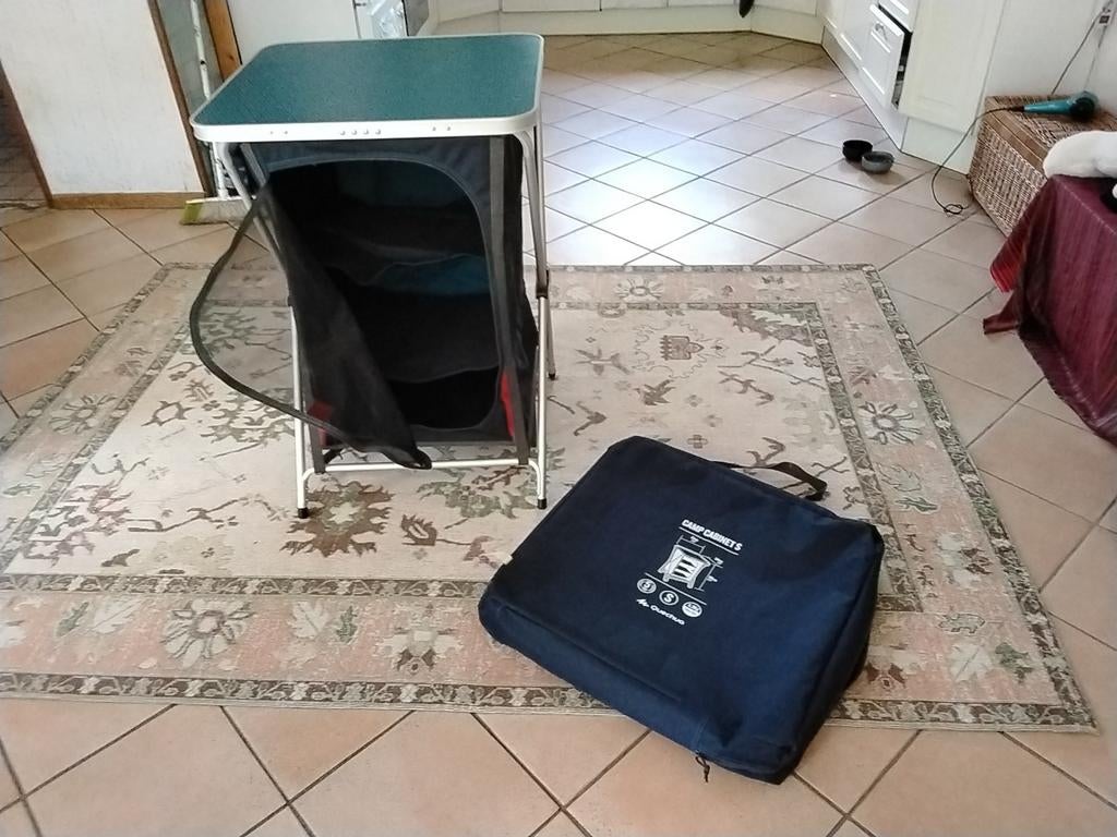 Campingkastje, Caravans en Kamperen, Ophalen, Zo goed als nieuw, Campingkast