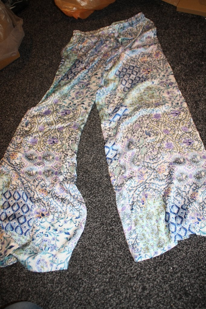 broek dun gekleurd flamant rose, Overige kleuren, Maat 42/44 (L), Ophalen of Verzenden, Lang