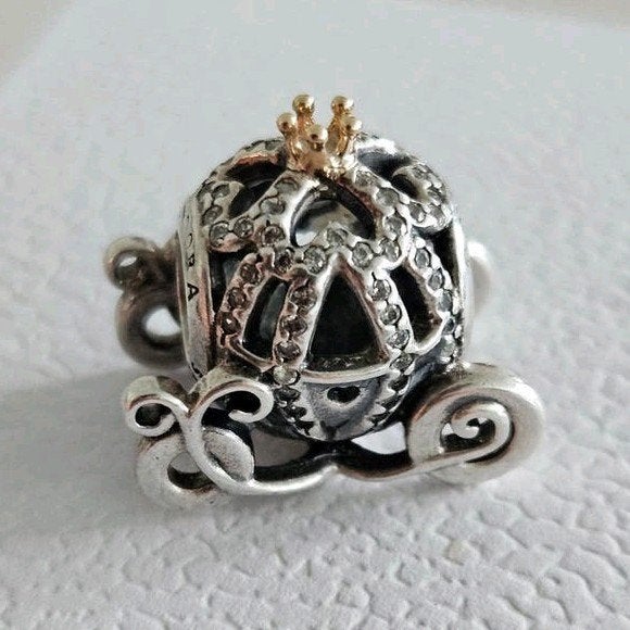 Pandora Disney koets met 14kt goud, Ophalen of Verzenden, Zo goed als nieuw, Goud, Pandora