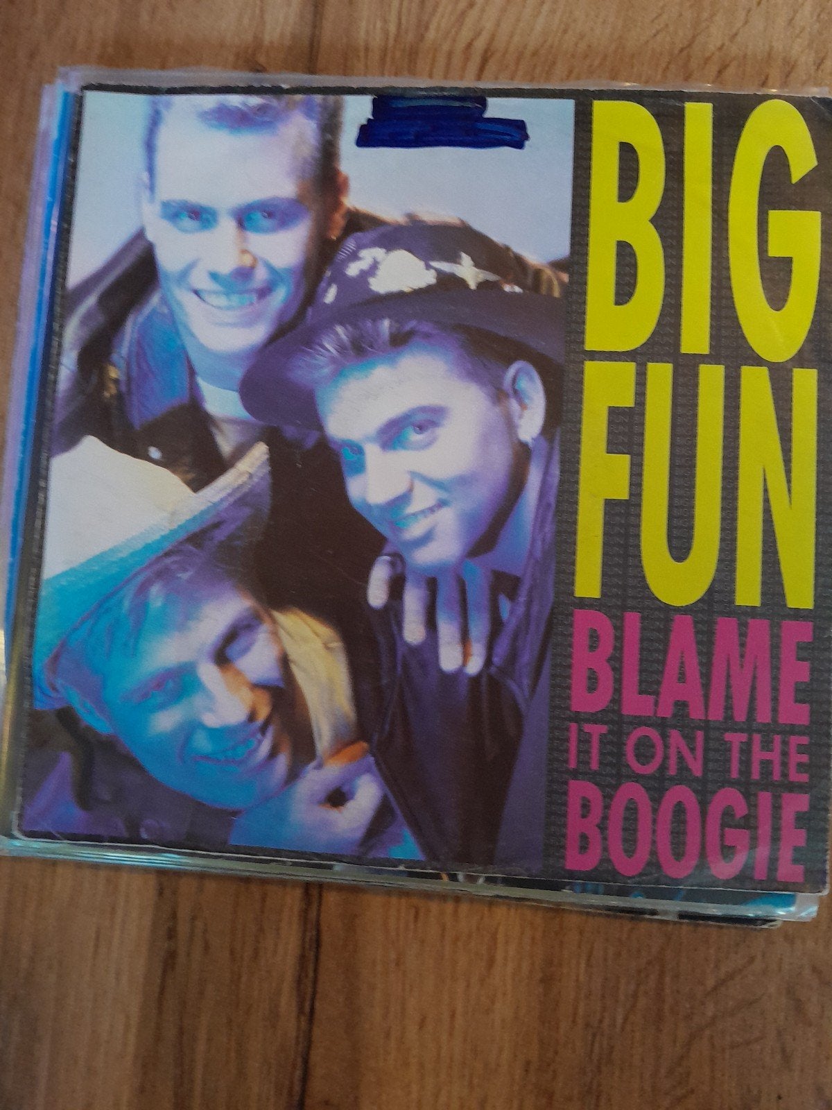 Big fun 7 inch blame it on the boogie, Ophalen of Verzenden, Zo goed als nieuw, Pop