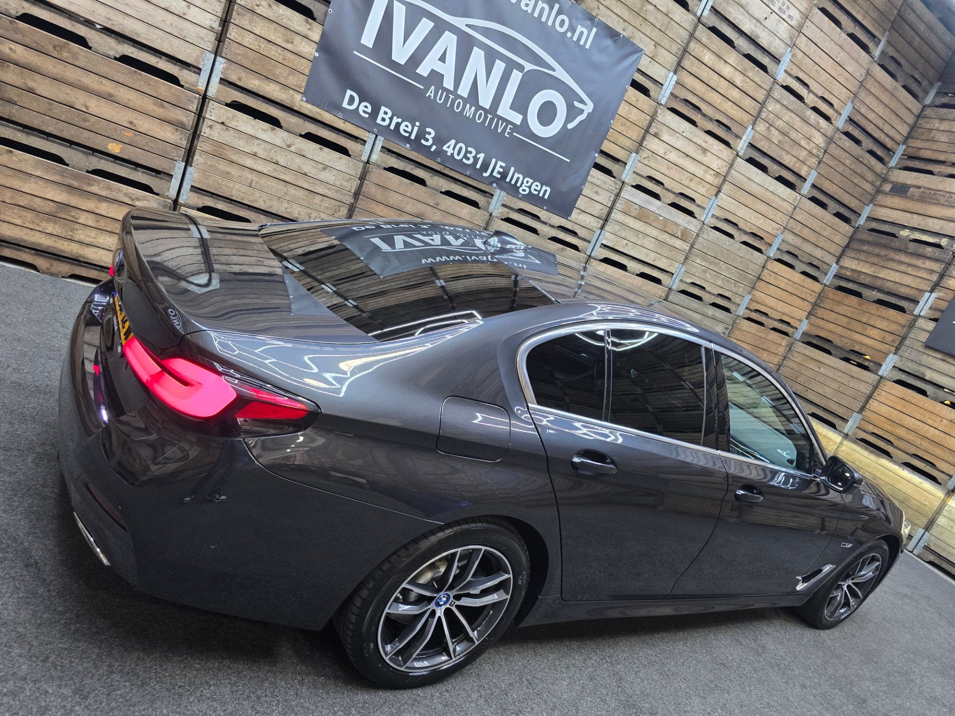 Foto 17 van BMW 5-serie 530e Business Edition Plus HUD Navi LED Memory s