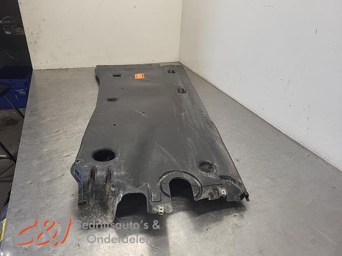 Beschermplaat bodem van een Ford Transit Connect, Gebruikt, -, -, Ophalen of Verzenden