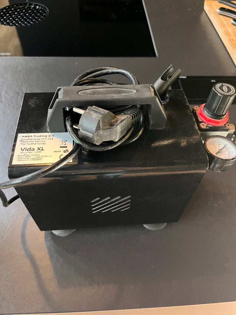 Airbrush compressor merk Vida XL, Ophalen of Verzenden, Zo goed als nieuw