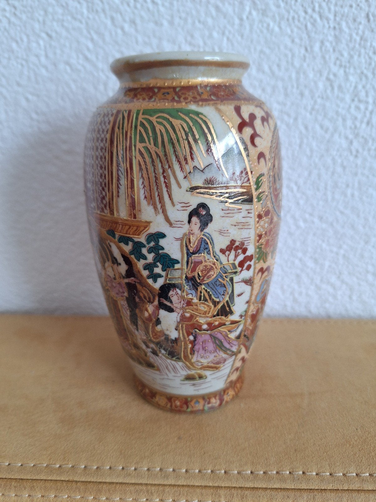 Antieke Chinese vaas met gedetailleerde decoratie, Antiek en Kunst, Ophalen