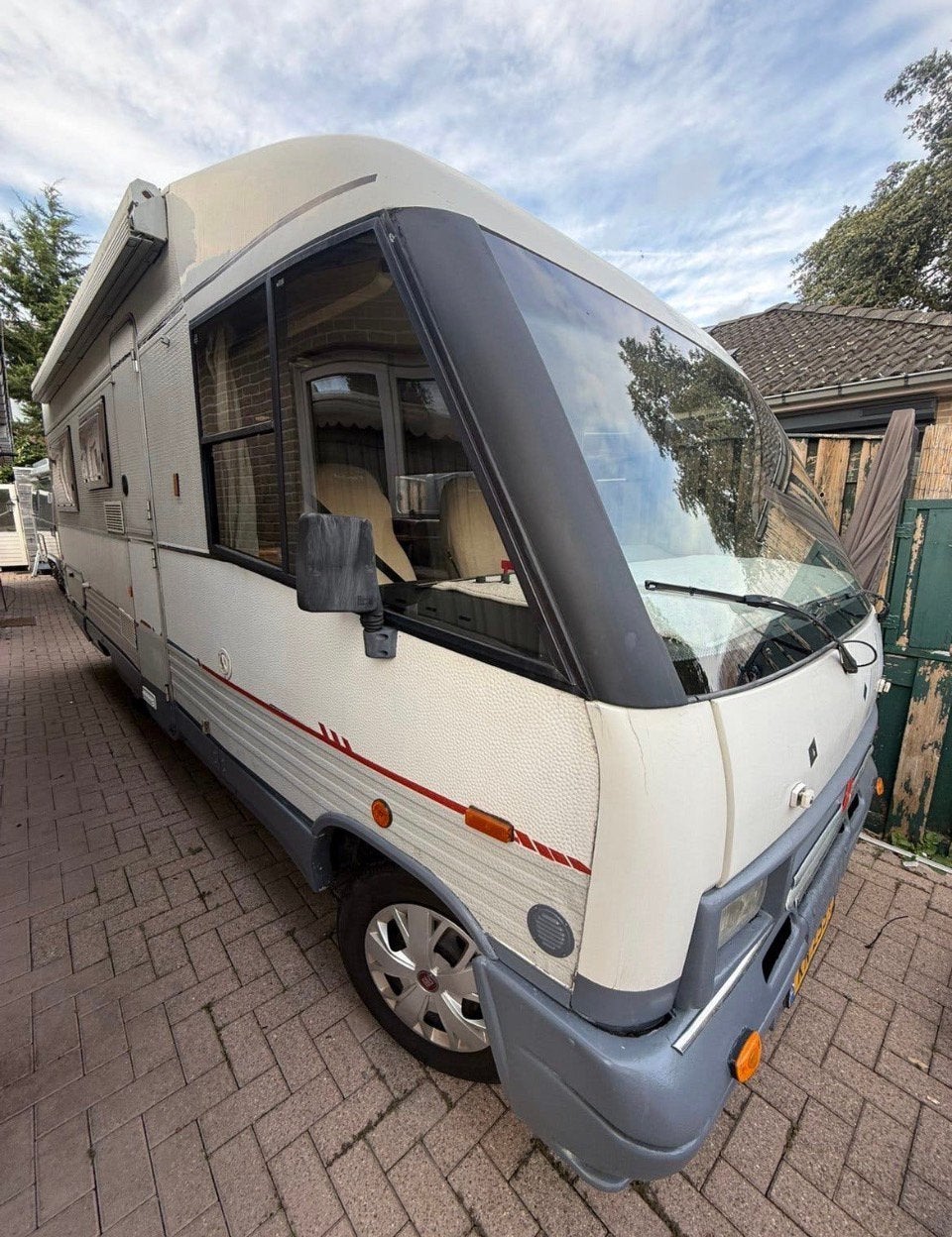 Nette Fiat camper Globbetrotter 2.5 Met NIEUWE 2 jaar! APK!, Caravans en Kamperen, Integraal, Boiler, Ringverwarming, 6 tot 7 meter