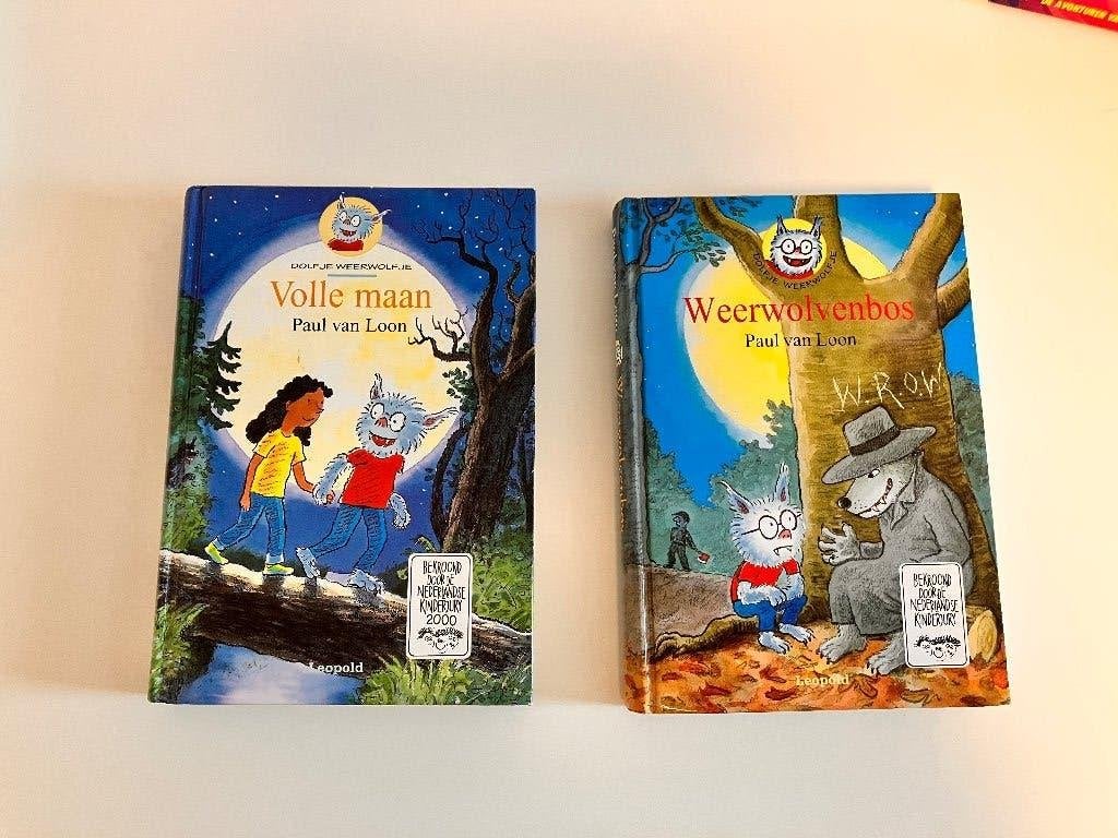 Dolfje weerwolfje Volle Maan en Weerwolvenbos boek, Ophalen of Verzenden, Zo goed als nieuw, Paul van Loon, Fictie algemeen