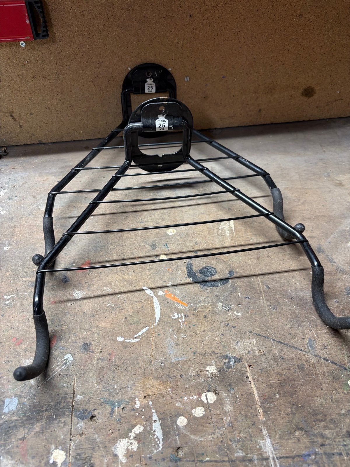 2 st. Fietsdrager voor garage of schuur - wandmontage, Ophalen of Verzenden, Gebruikt