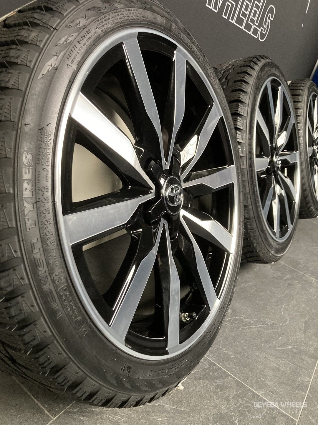 18” originele Toyota Corolla XII E210 velgen + winterbanden, 18 inch, Gebruikt, -, -