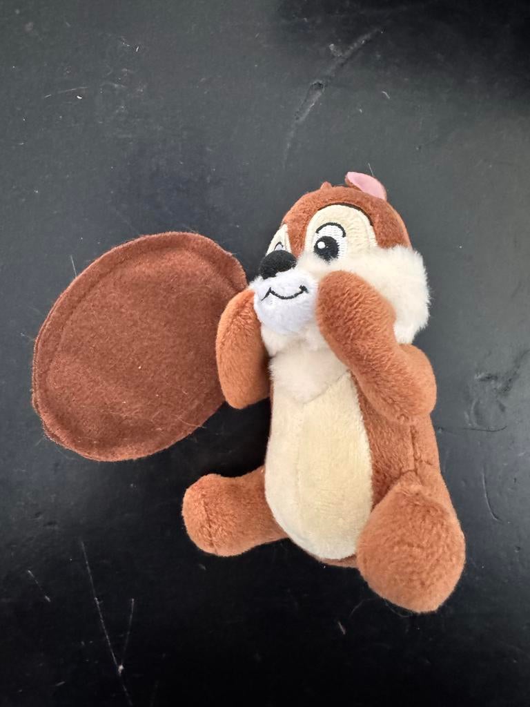 Disneyland Chipmunk knuffel met magneet, Gebruikt, Disney, Overige typen, Ophalen of Verzenden