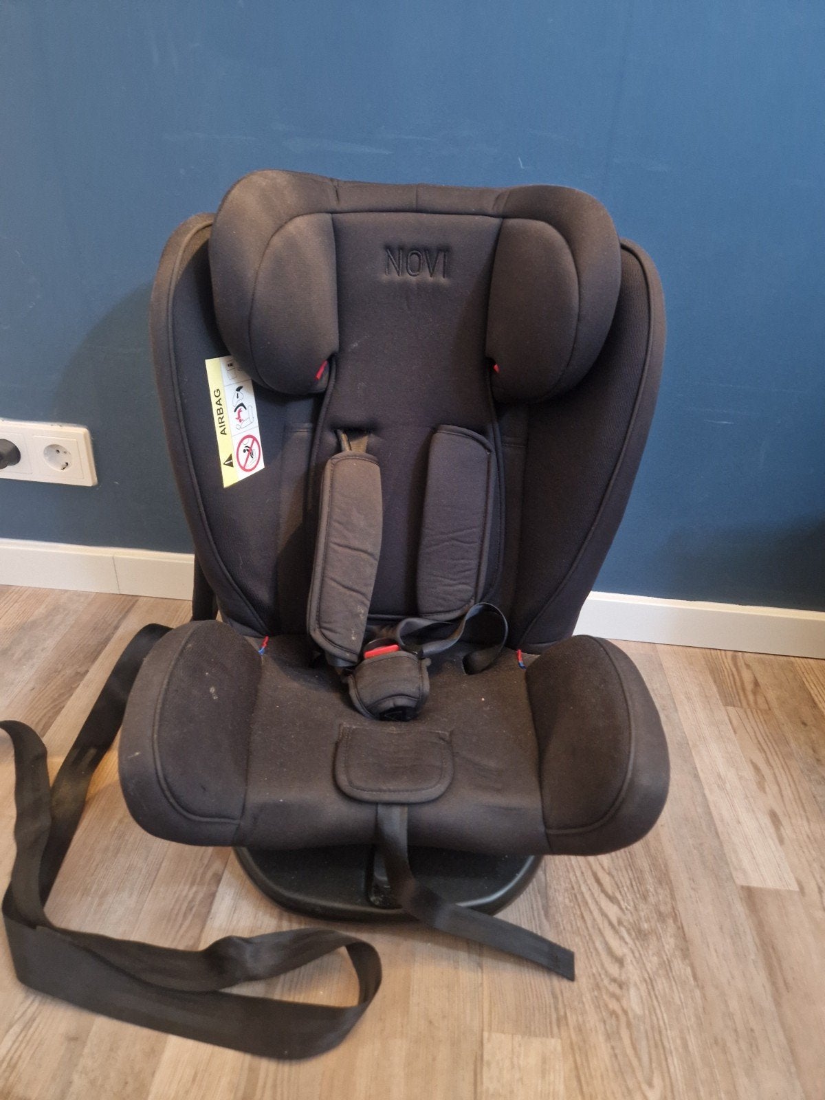 Novi Autostoel 0-25 kg - Zwart, Gebruikt, Kinderen en Baby's, Autostoeltjes, Gebruikt, Overige merken, 0 t/m 18 kg, Autogordel