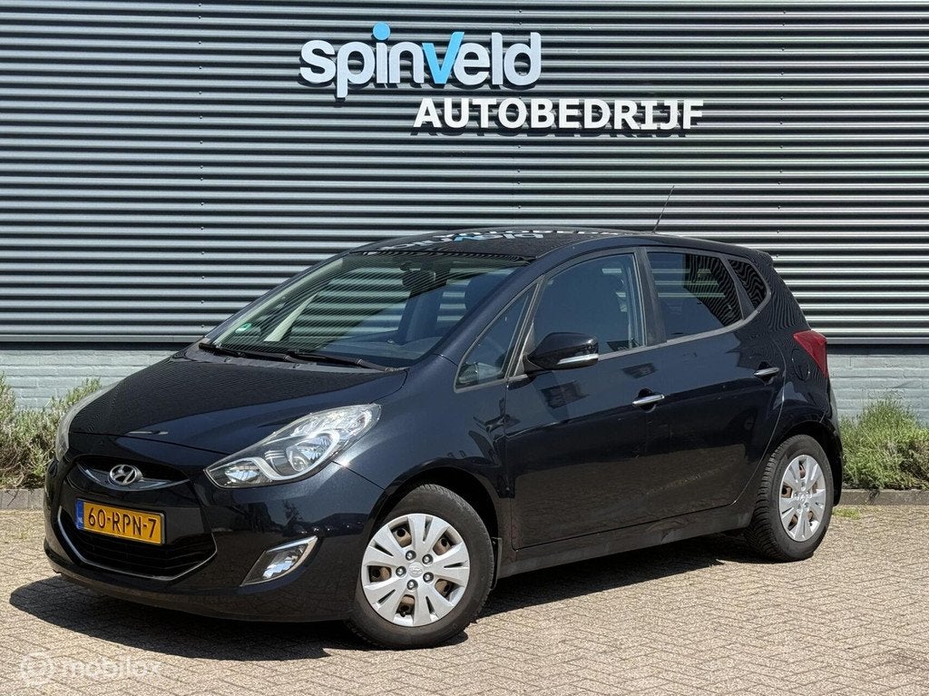 Hyundai ix20 1.6i i-Drive - Automaat - Trekhaak - Climate, Auto's, Hyundai, Euro 5, 1591 cc, 4 cilinders, Zwart