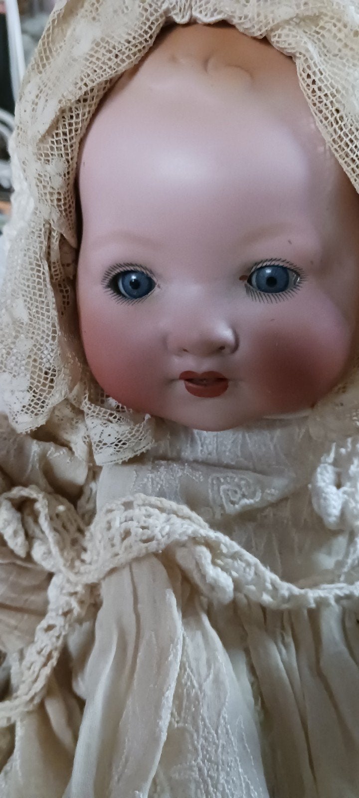 Antieke AM 351 pop met originele zijden jurk en mutsje, Antiek en Kunst, Ophalen of Verzenden
