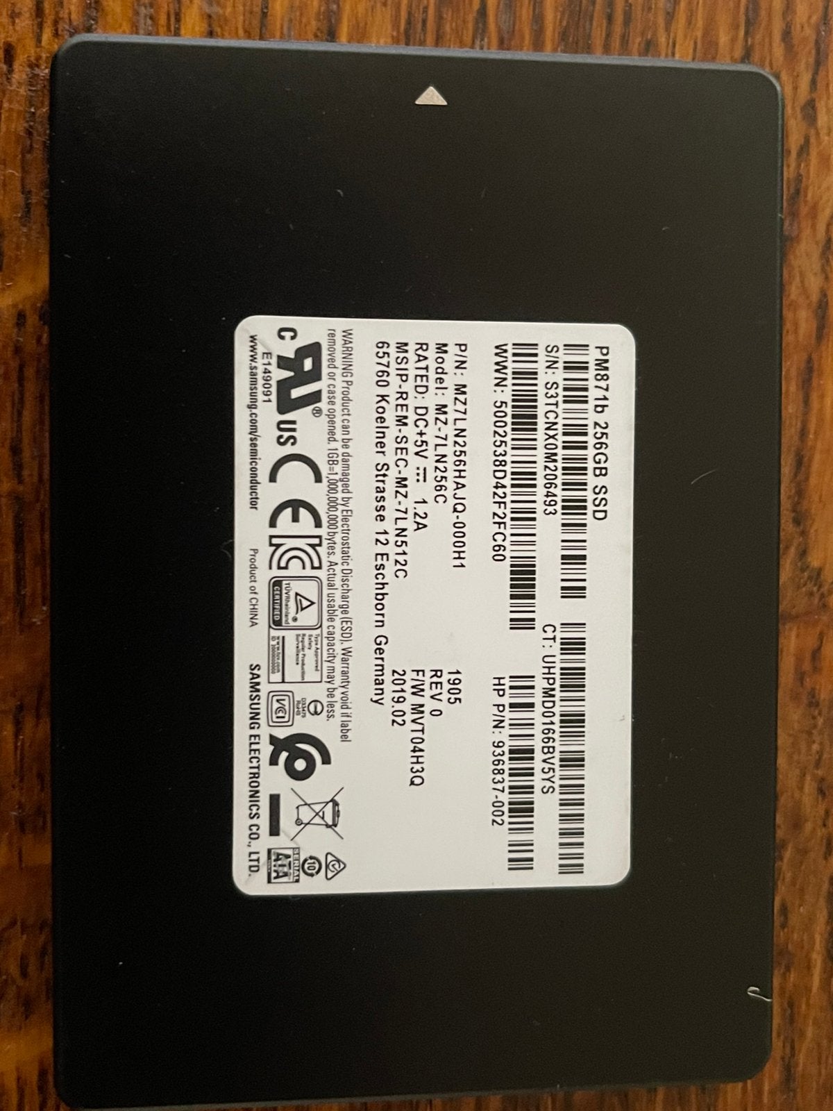 Samsung PM871b 256GB 2,5” SATA SSD – MZ-7LN256, Computers en Software, Harde schijven, Ophalen of Verzenden, Zo goed als nieuw