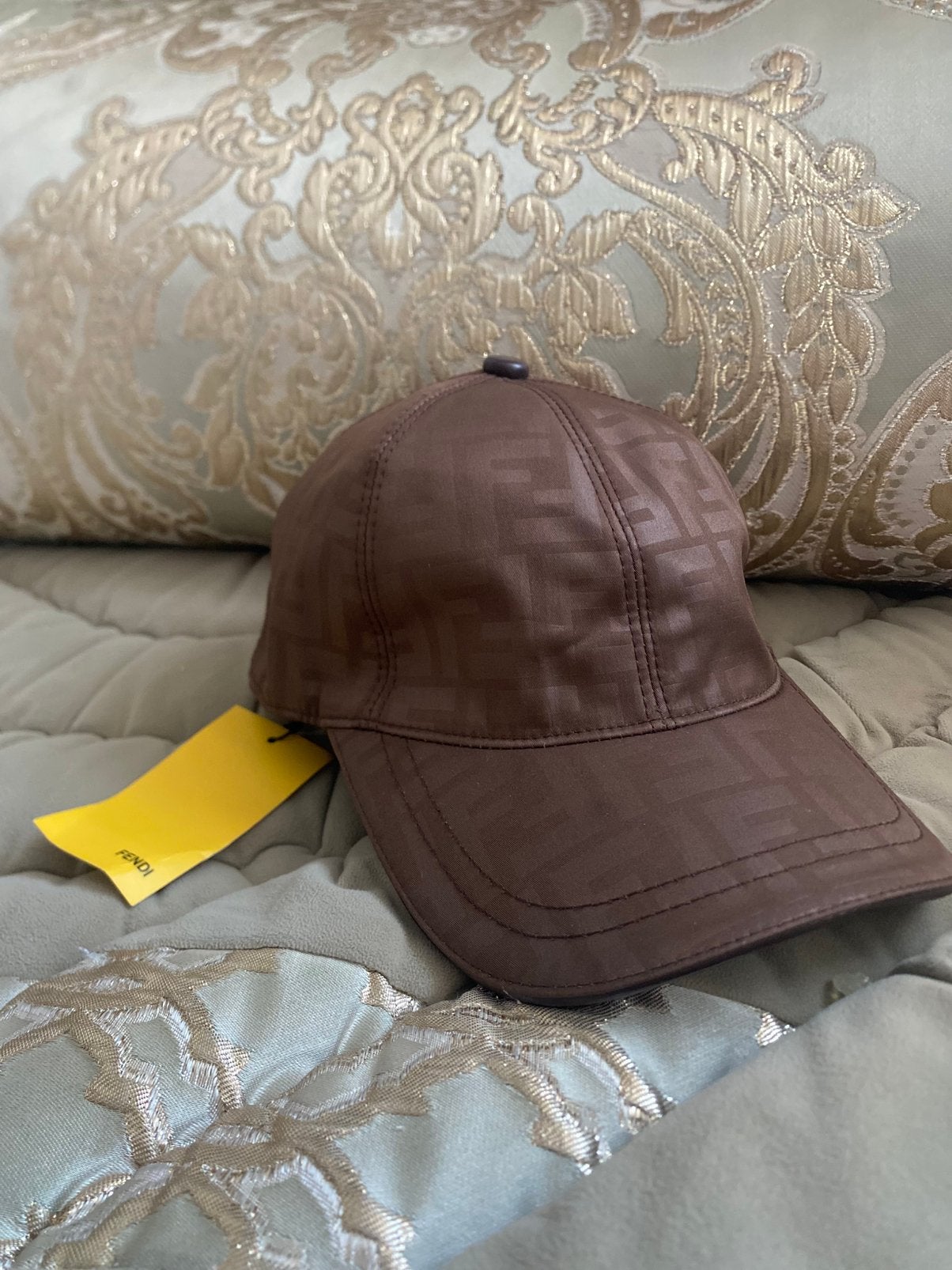 Fendi petje, Ophalen, Nieuw, Pet
