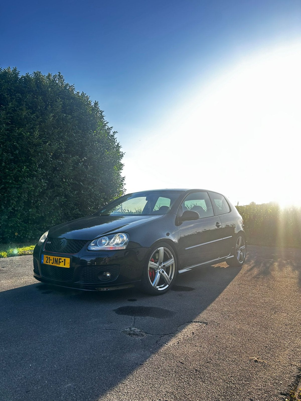 Volkswagen Golf 5 2.0 GTI Pirelli uitvoering, 4 cilinders, 1984 cc, Zwart, Handgeschakeld