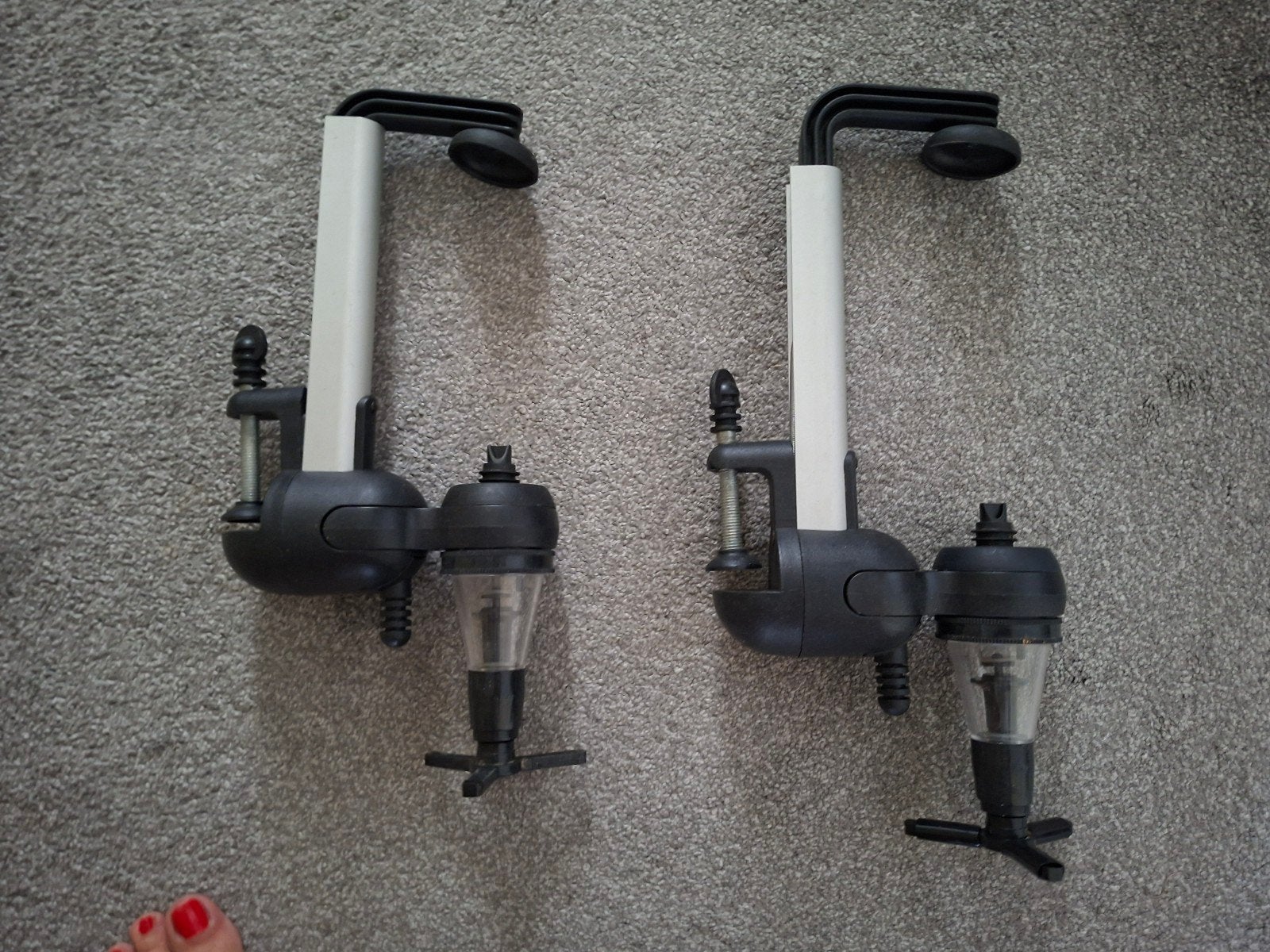 Set van 2 drankdispensers voor flessen, Ophalen, Gebruikt, Zwart, Kunststof