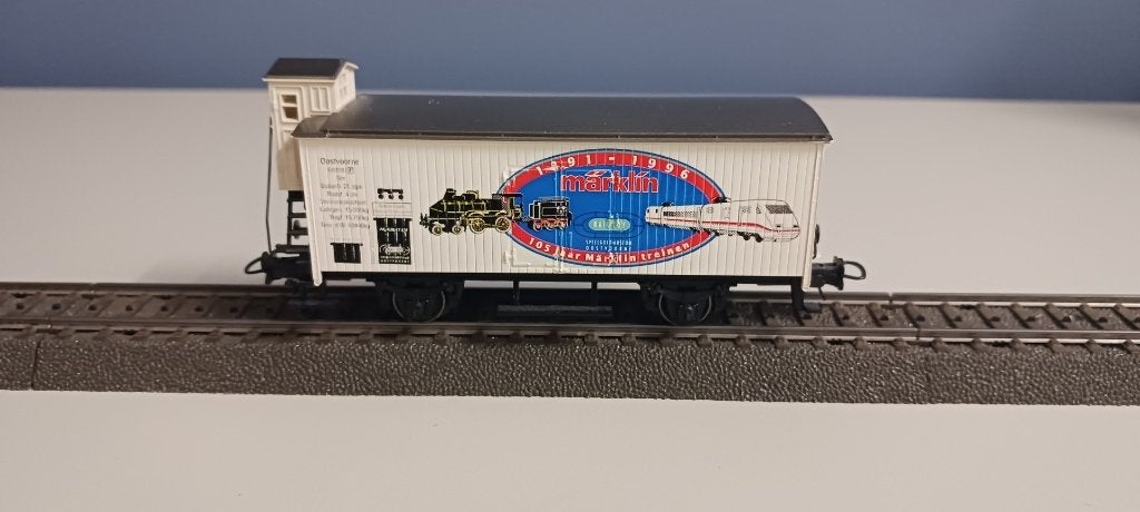 Märklin 4680: Goederenwagon “105 Jaar Märklin”, Wisselstroom, Gebruikt, Wagon, Ophalen of Verzenden