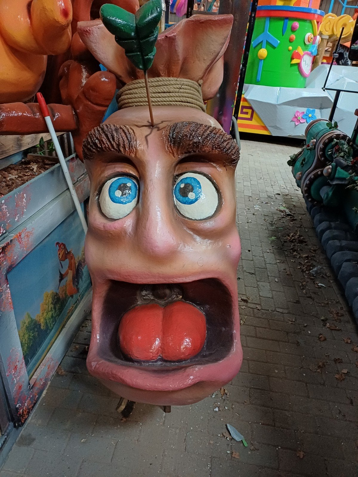 Grote pop voor carnavalswagen, Ophalen, Zo goed als nieuw, Feestartikel, Carnaval